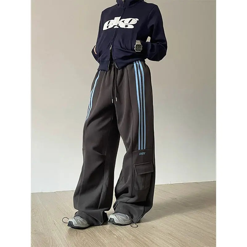 Three Lines Sweatpants